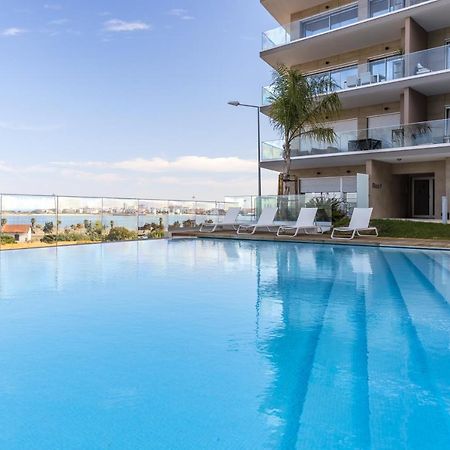 One River Seixal سيكسال المظهر الخارجي الصورة