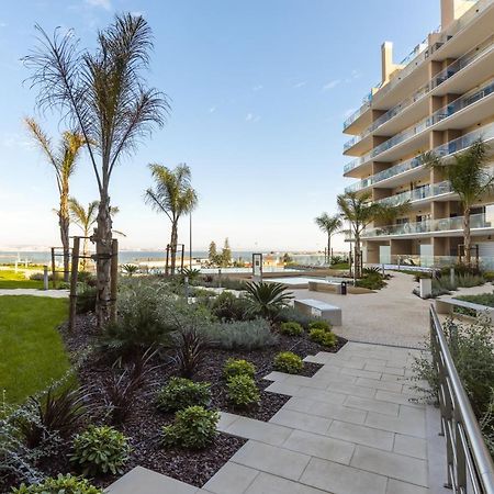 One River Seixal سيكسال المظهر الخارجي الصورة