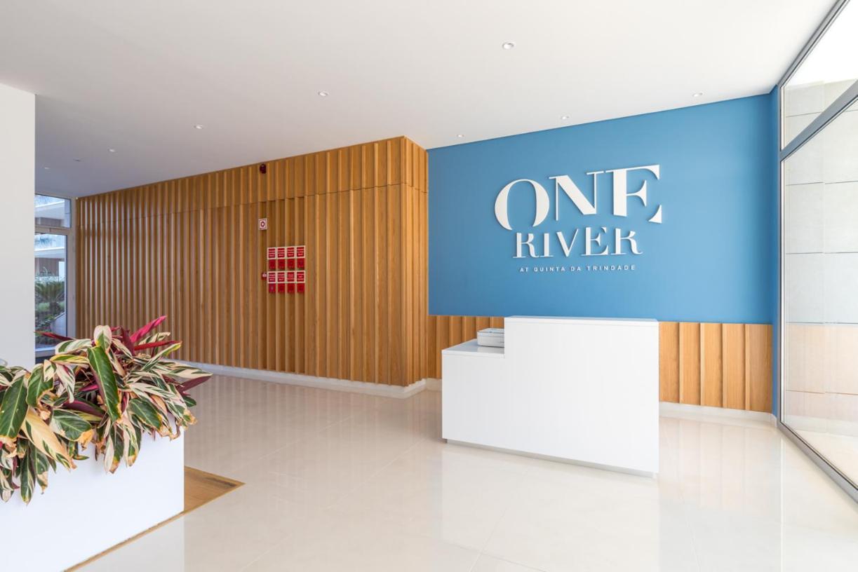 One River Seixal سيكسال المظهر الخارجي الصورة